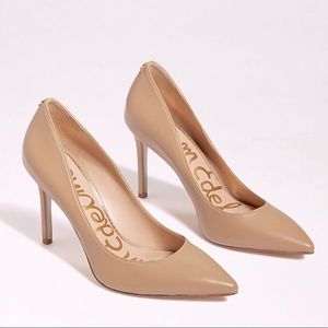 Sam Edelman hazel pointed toe heel.